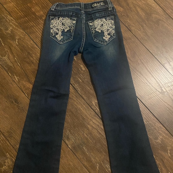 Girls Grace in LA Jeans - Picture 2 of 4